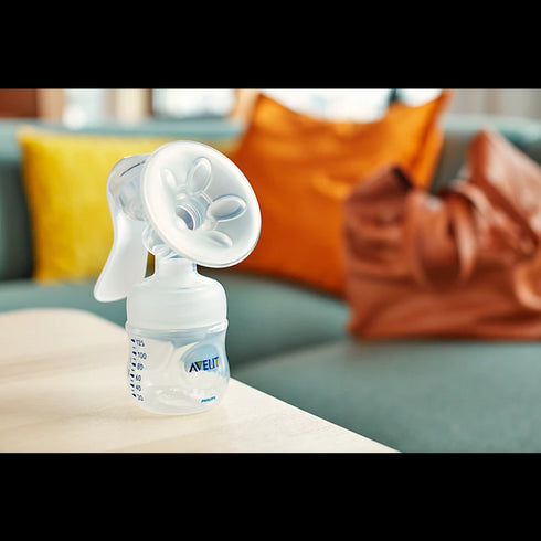 Philips Avent Manual Breast Pump with Bottle | Matakana Pharmacy