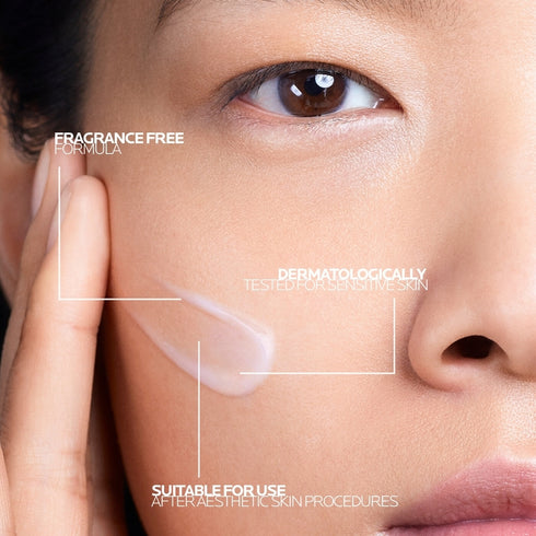 Cicaplast B5 Ultra Repair Serum 30ml being applied to skin