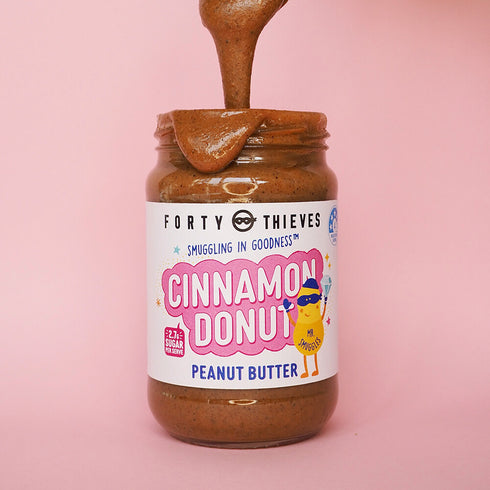 Peanut Butter Cinnamon Donut 290g, label showing the ingredients and nutrition panel