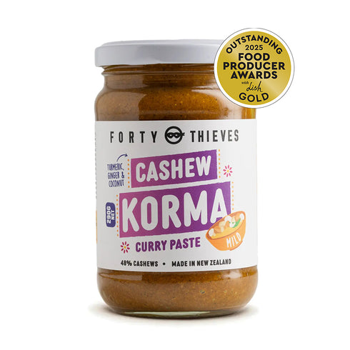 Korma Cashew Paste Mild 290g, front of the jar