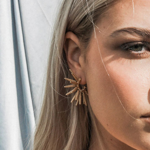 Earrings - Spine-Queen Of The Foxes-Matakana Pharmacy