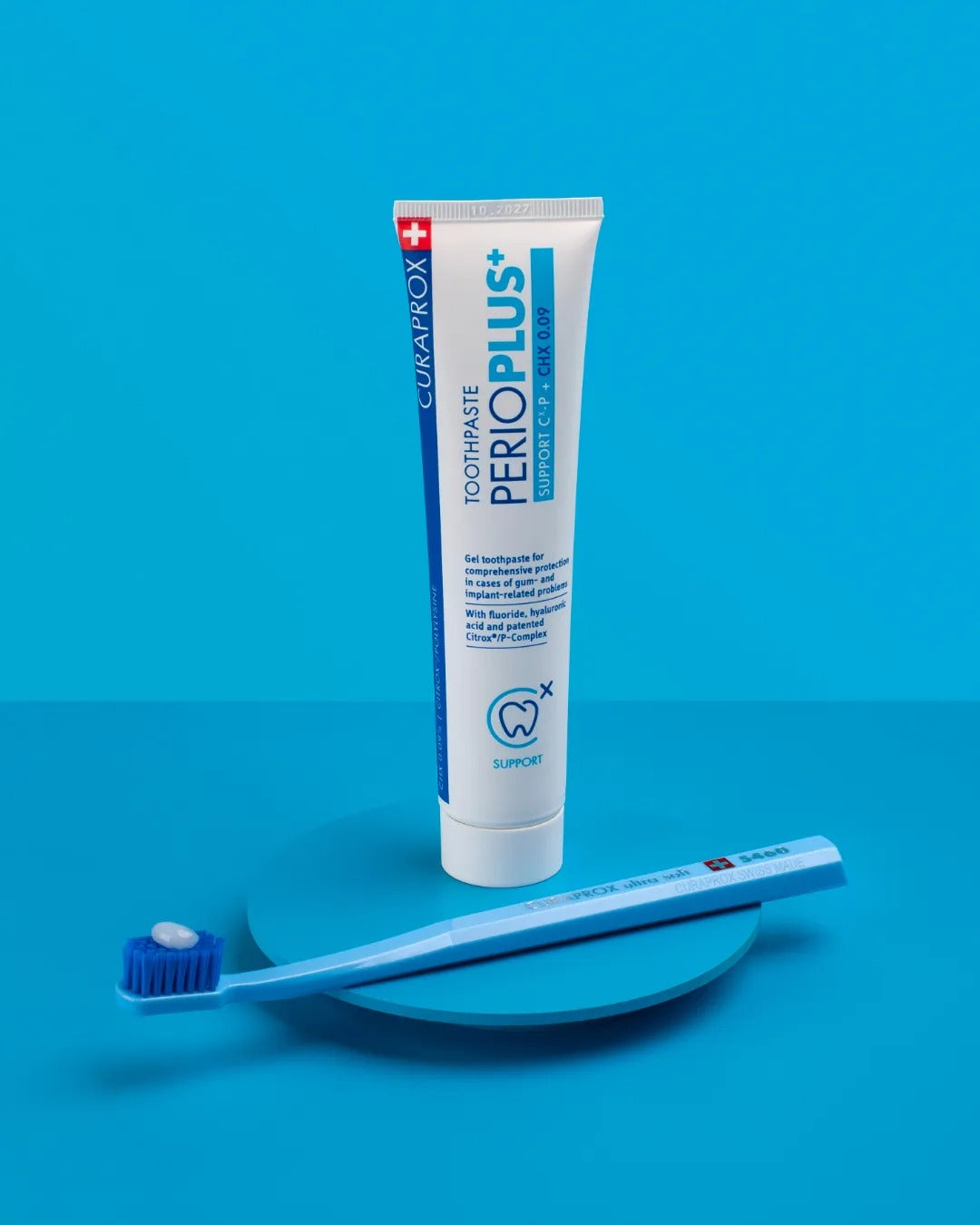 Curaprox Perio plus support toothpaste tube with a CS 5460 toothbrush