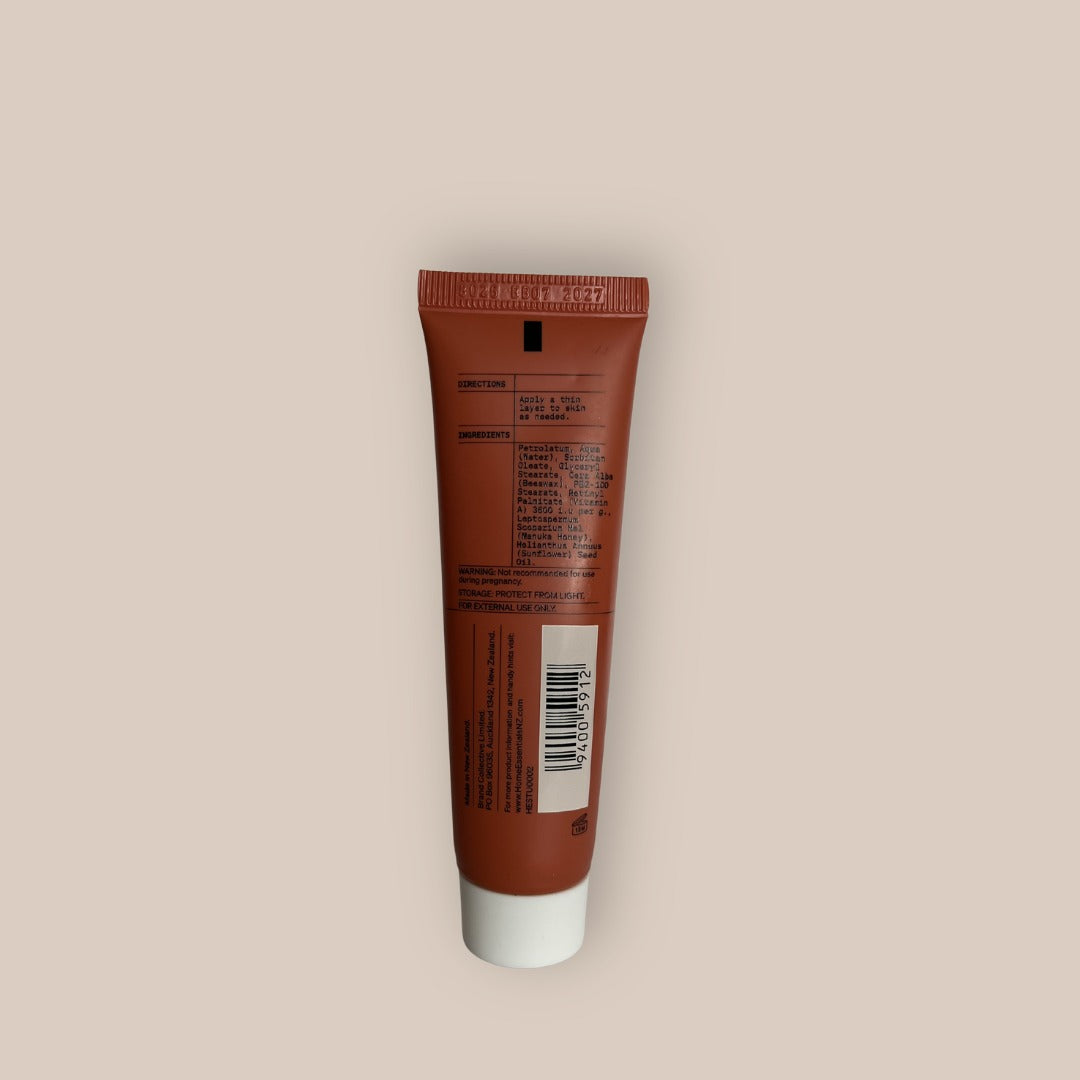 Vitamin A Protective Oinment 25g