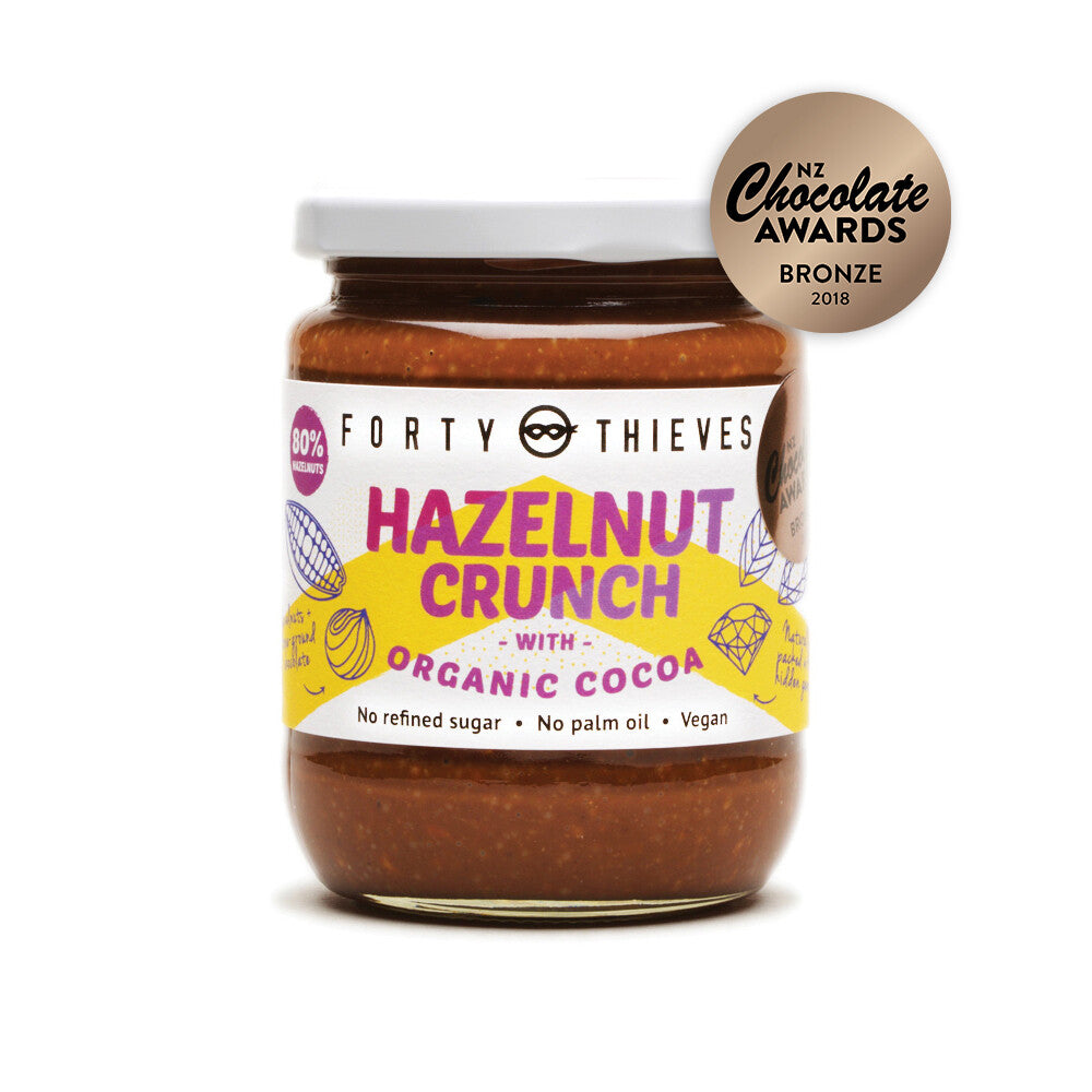Hazelnut Crunch with Organic Cocoa 235g, front of the jar