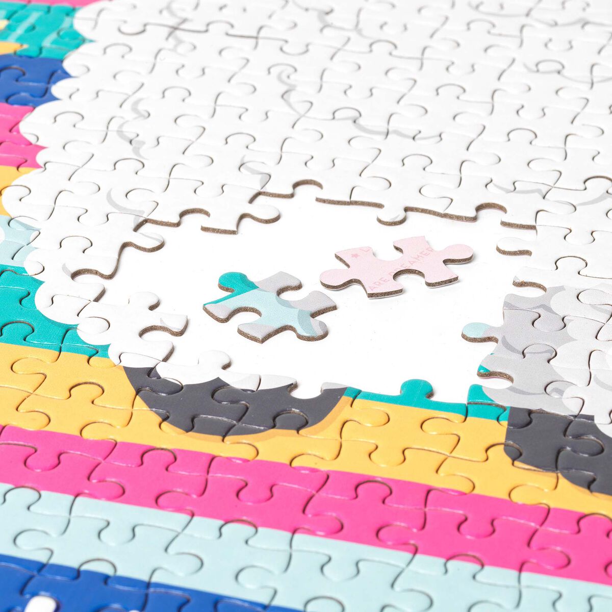 LEGAMI 1000-Piece Puzzle Llama-Matakana Pharmacy