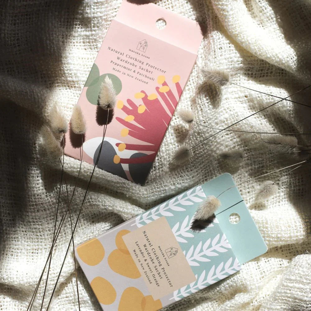 Contemporary Wardrobe Sachet Cedarwood, Clove Bud and Bay-Manuka House NZ-Matakana Pharmacy