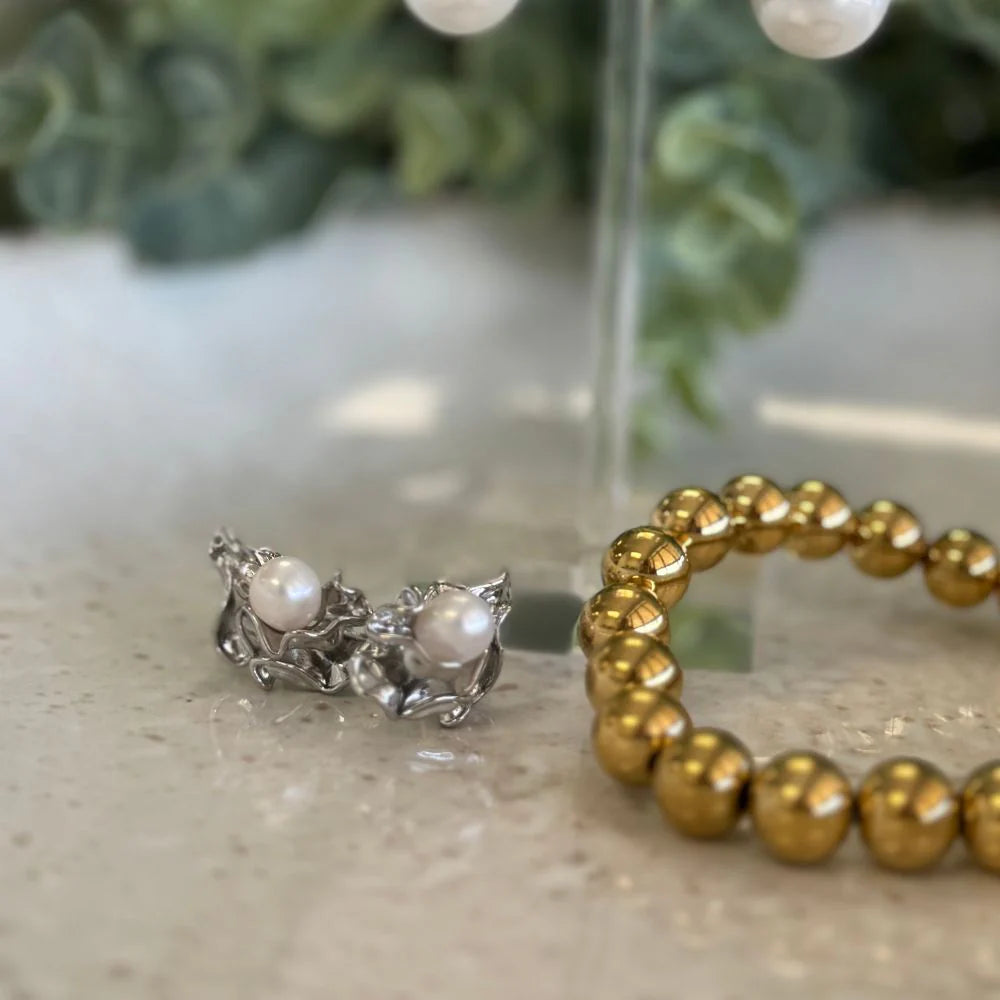 Earrings - Ruched Pearl Silver-Queen Of The Foxes-Matakana Pharmacy