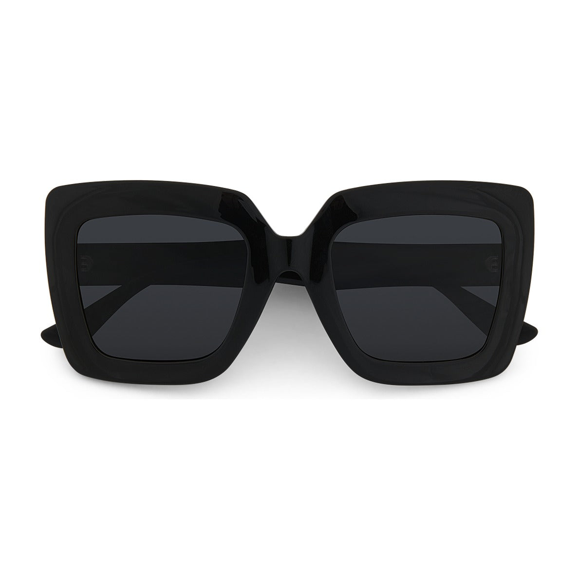 Wollumbin Byron black frame, three-quarter view