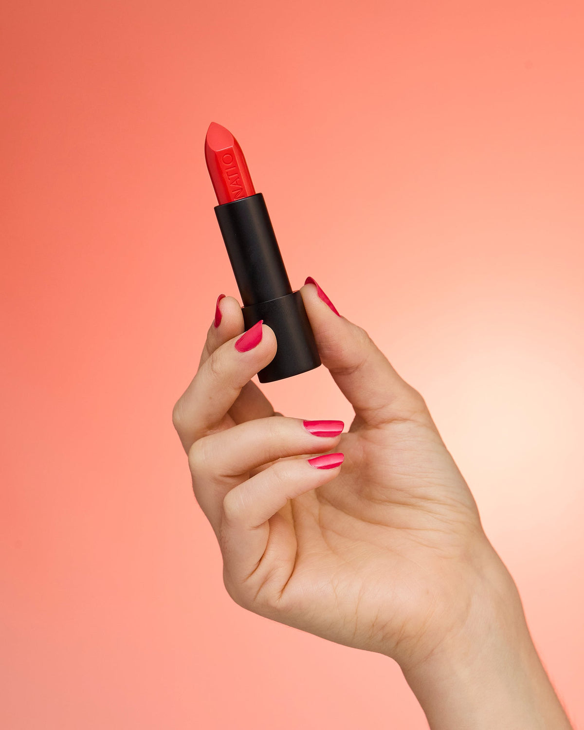 Matte Lip Colour Coral 4g