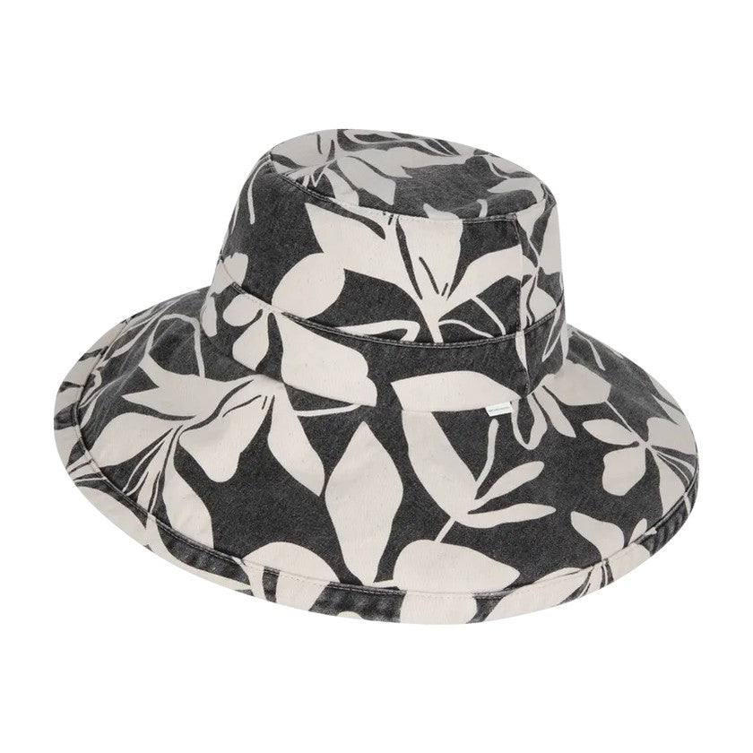 Kooringal Women's Floppy Hat Coral Bay in Black, front