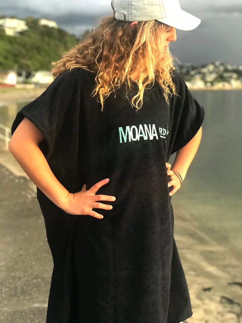 MOANA RD Adventure Towel Hoodie Kids - Black-Matakana Pharmacy